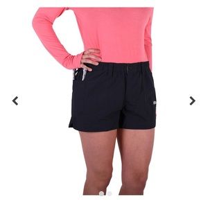 NWT—AFTCO women’s shorts- size 8-black